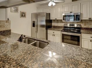 56 Cordillo Pkwy, Hilton Head Island, SC 29928