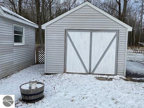 3rd image of 3530 W Lake Mitchell Dr