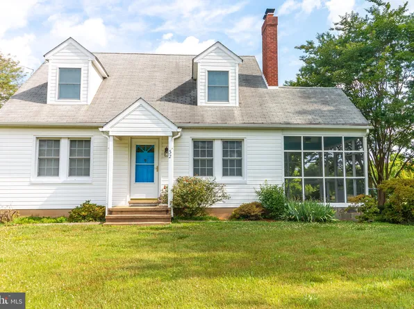 32 Polling House Rd, Harwood, MD 20776