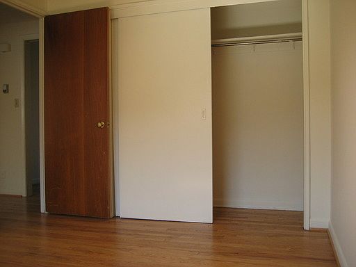 2nd image of 4403 Holly St APT 2