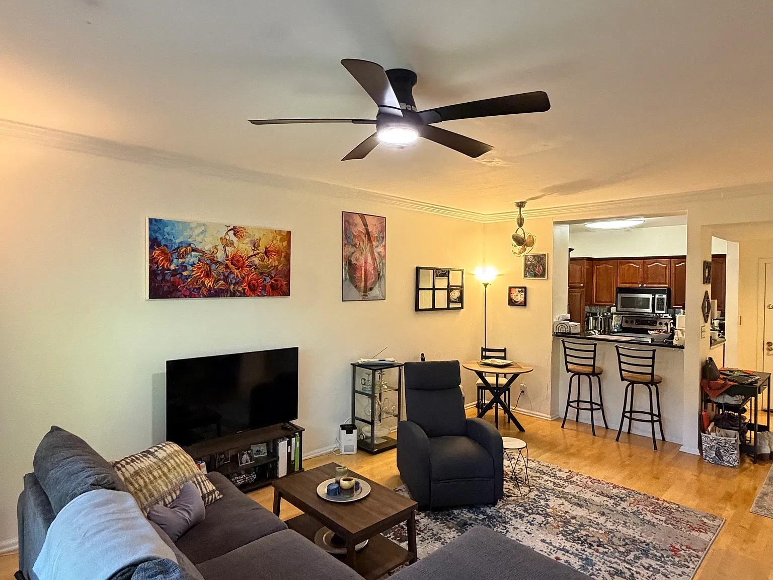 1 bed, 820 sqft, $1,600 — Photo 2