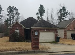 6807 Springtree Ln, Little Rock, AR 72209