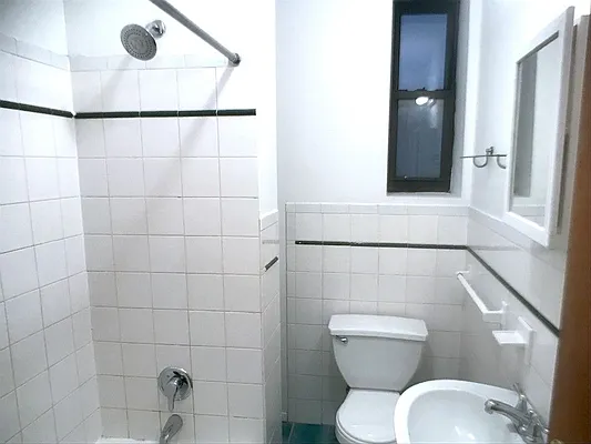 Rented by Sovereign Associates | media 23