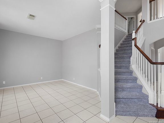 5th image of 515 SEDBERRY COURT