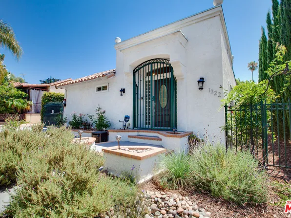 1322 Meadowbrook Ave, Los Angeles, CA 90019