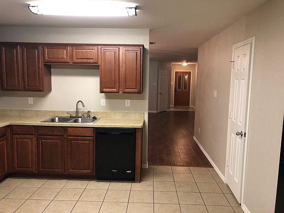 3rd image of 13028 Cowper Dr