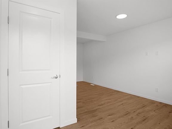 3rd image of 2115 210th St NW