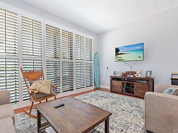 2nd image of 9 Kialoa Ct