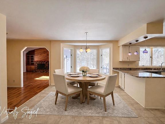 4th image of 7402 Longmeadow Road