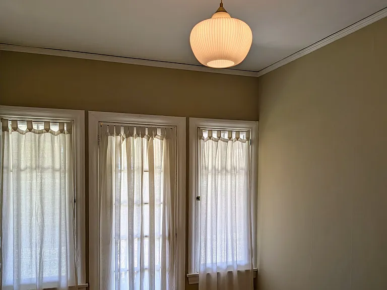 800 N Orange Grove Ave — Photo 19