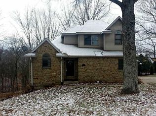 1235 Deer Lake Ct, Martinsville, IN 46151