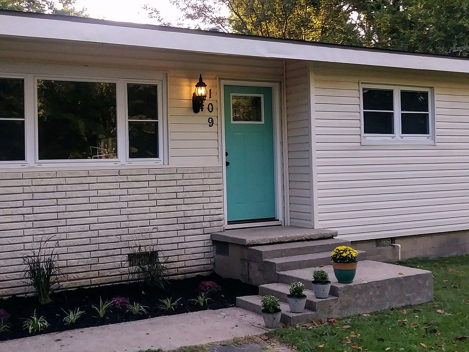 1st image of 109 N Nolan Ave