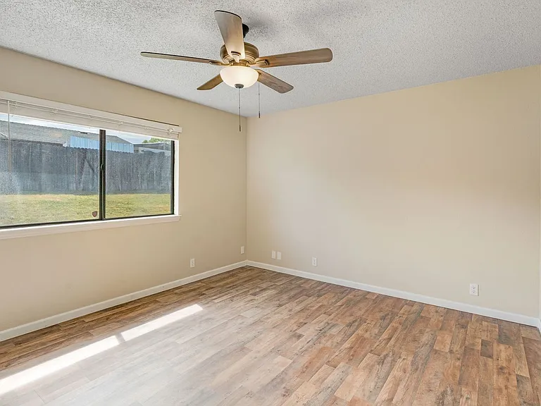 8338 Willow Tree Way — Photo 24