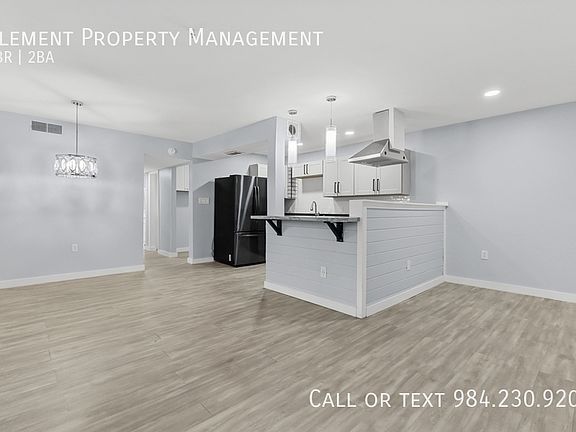 5th image of 500 Umstead Dr APT B203