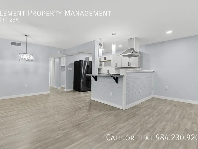 500 Umstead Dr #B203 — Photo 5