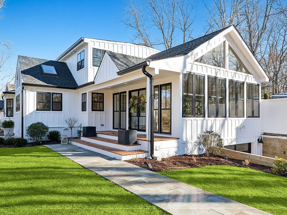 1st image of 8 Valley Rd