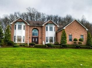 203 Conway Ct, Morganville, NJ