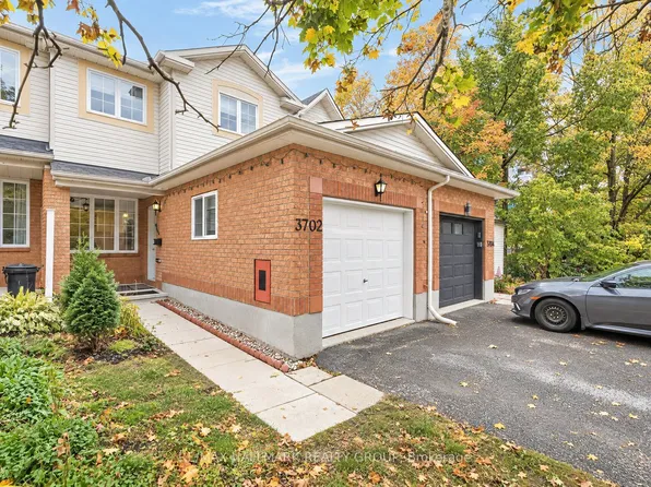 3702 Rivergate Way, Ottawa, ON K1V 1K1