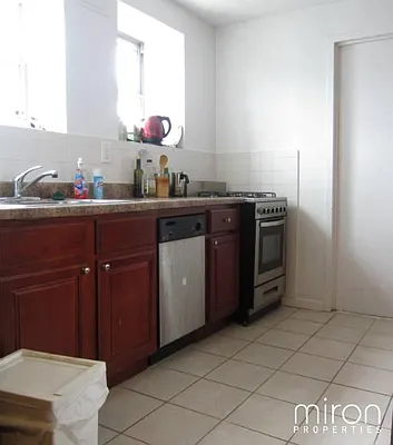 Rented by Miron Properties | media 16