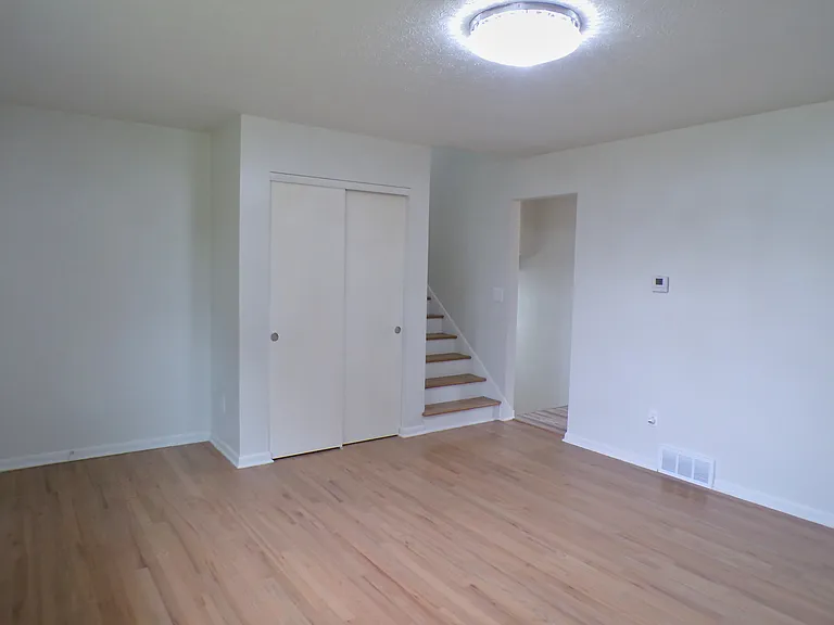 2066 Holt Ave — Photo 6