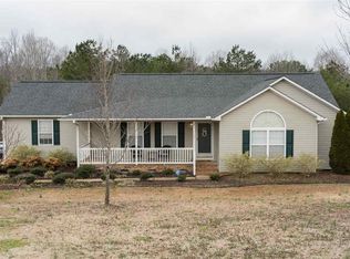 192 Summer Lady Ln, Boiling Springs, SC 29316