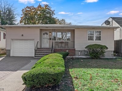 22 Trotters Ln, Elizabeth, NJ, 07208