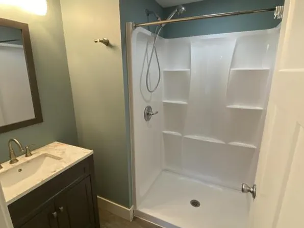 733 Bryant St #1A, Kalamazoo, MI 49001