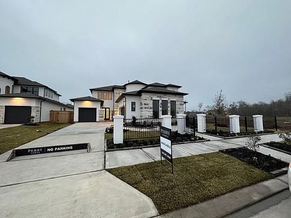 3rd image of 9015 Orchard Way