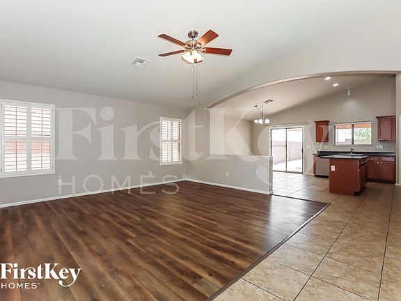 2nd image of 29318 N Gold Ln