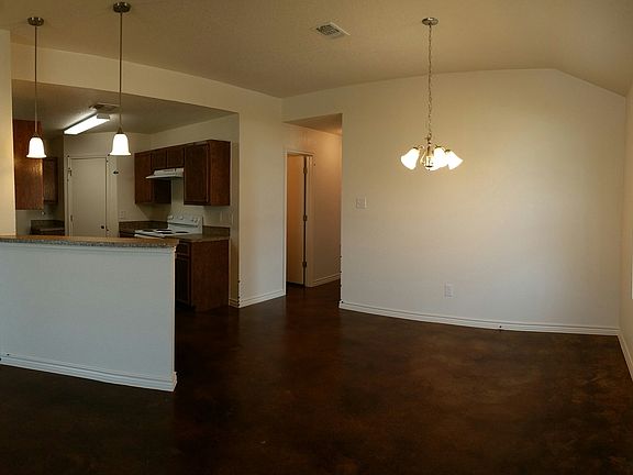 3rd image of 3810 John Chisholm Loop APT B