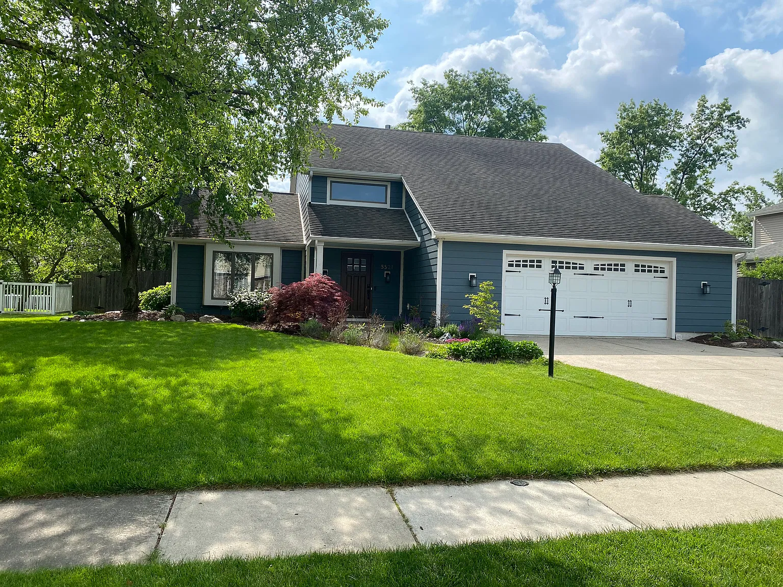 4 bed, 2400 sqft, $2,700 — Photo 1