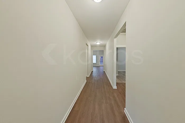 4 bed, 2.0 bath, 1620 sqft, $1,725 — Photo 3