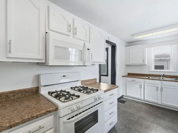 1104 Elmwood Ave, Fort Wayne, IN 46805