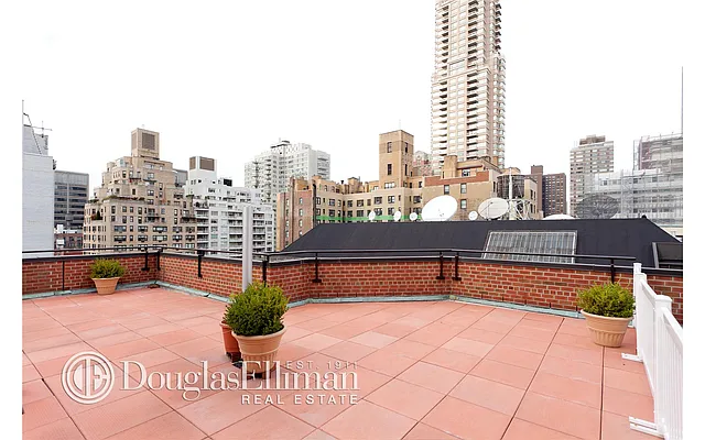 Sold by Douglas Elliman | media 7