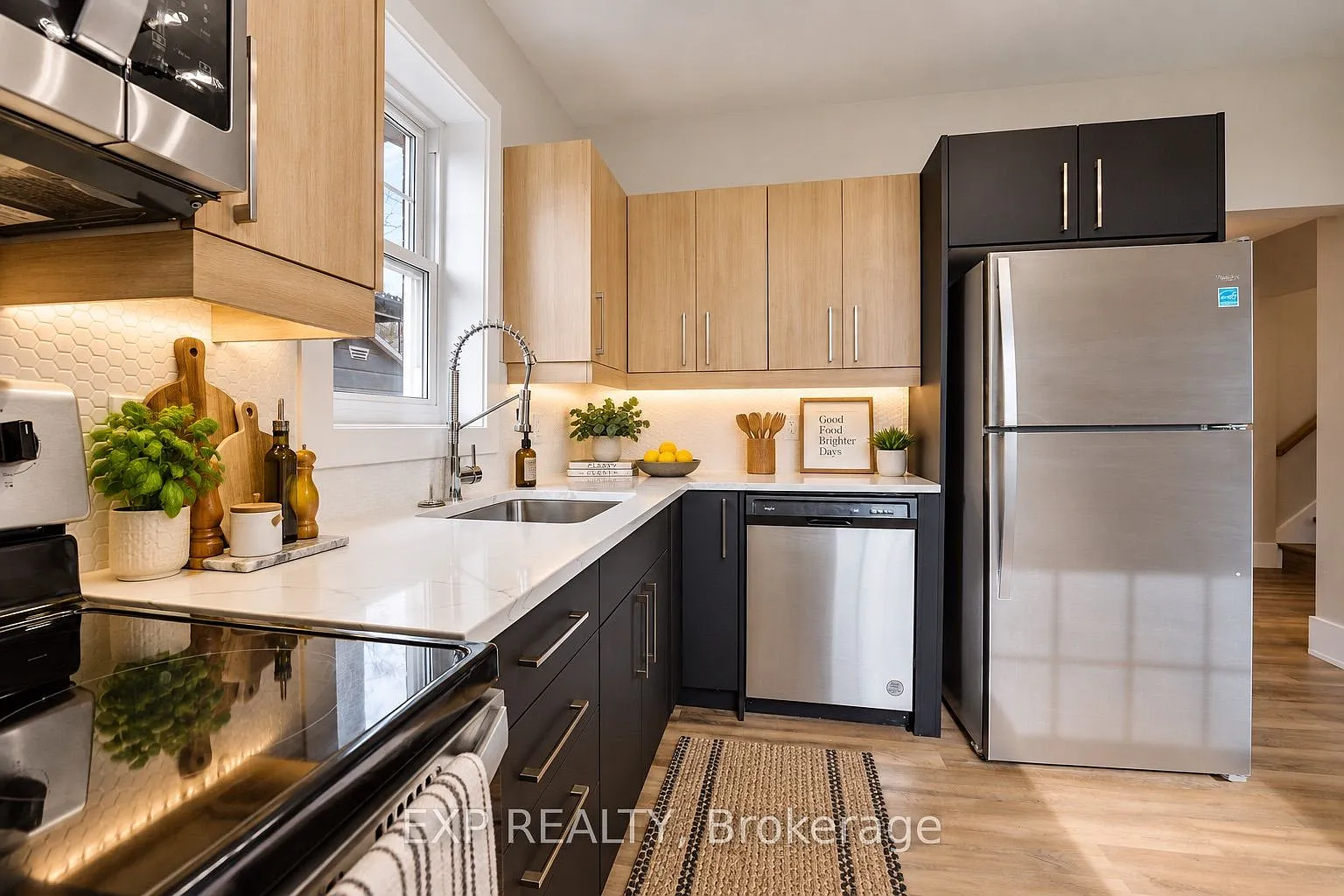 3 bed, $2,595 — Photo 3