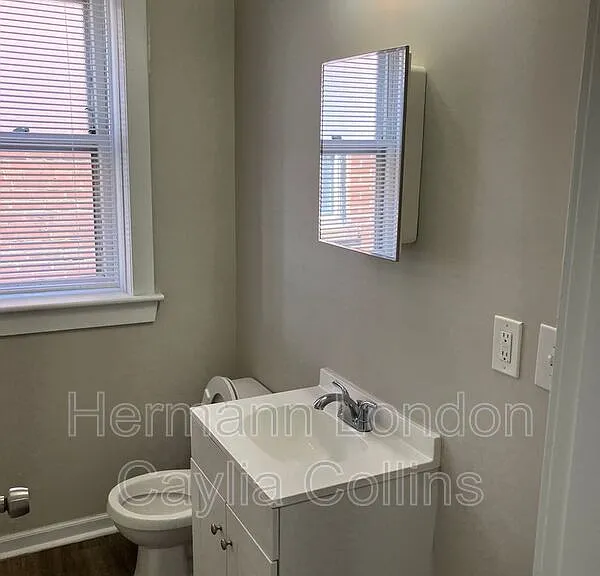 3660 Bates St #2E — Photo 7
