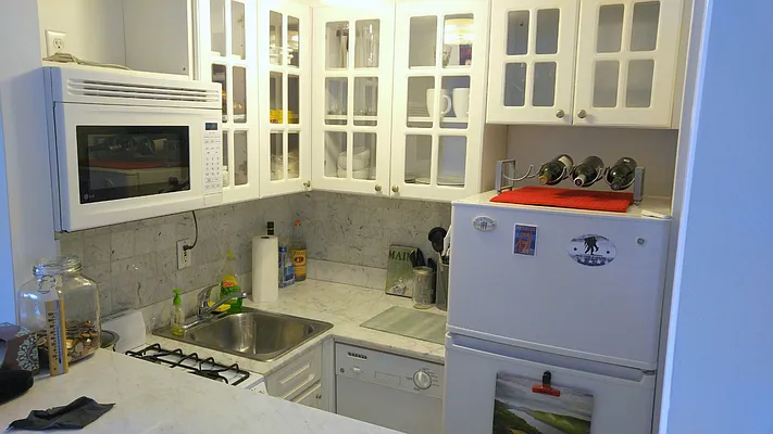 Rented by Keller Williams NYC | media 20