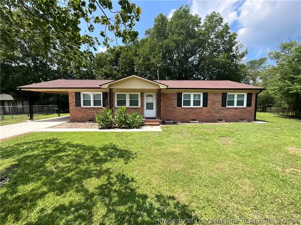 1422 Grandview Dr, Fayetteville, NC 28314