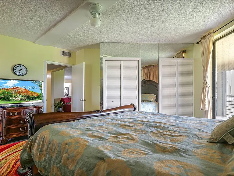 7200 Radice Ct #309 — Photo 18