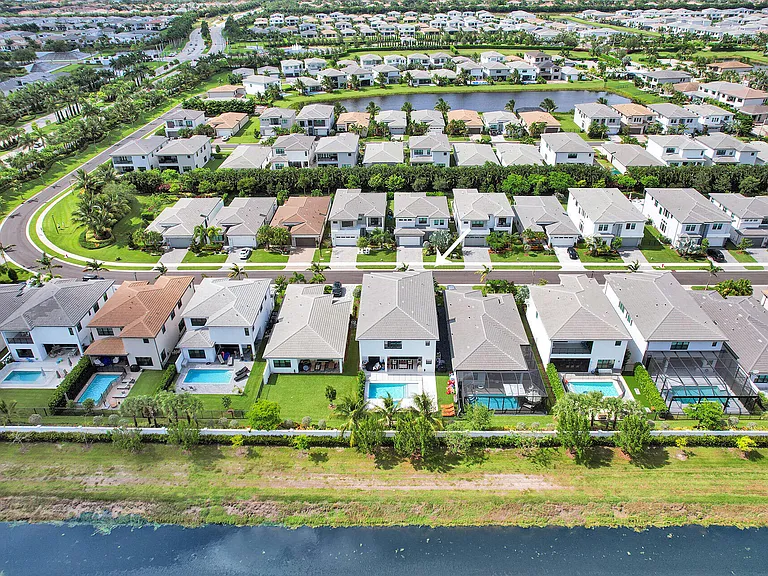 17523 Rainstream Rd — Photo 48