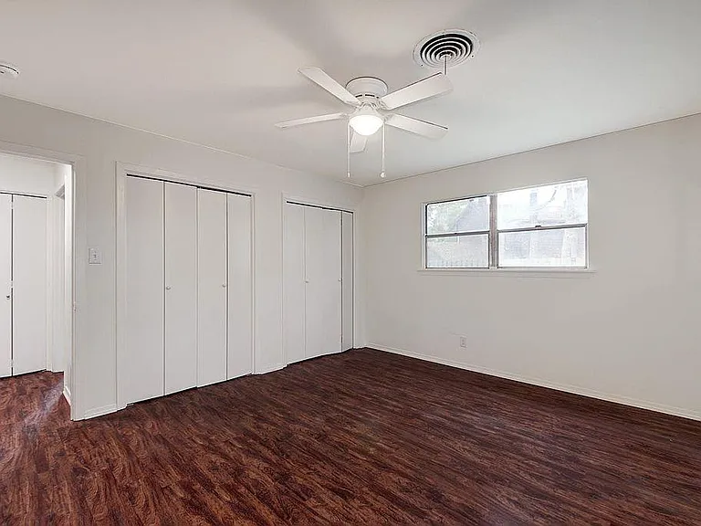 6108 Cherrylawn Cir — Photo 20