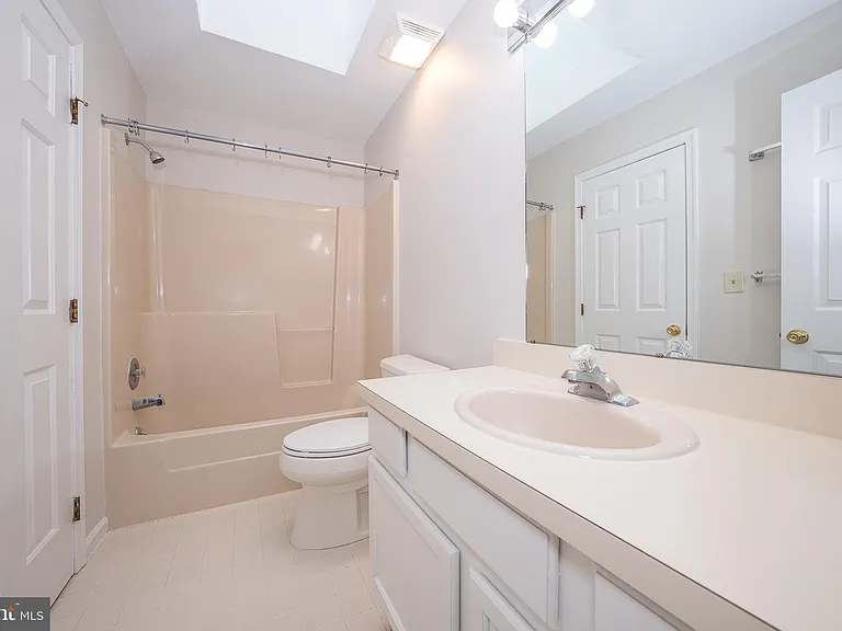 16 W Harrison Rd #16 — Photo 40