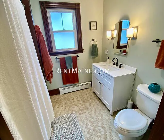 94 Otis St — Photo 9