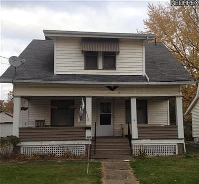 2nd image of 727 Belvedere Ave
