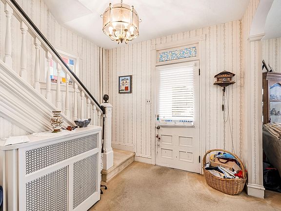 3rd image of 332 Asbury Ave