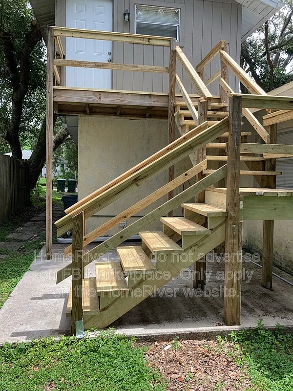 Studio, 1.0 bath, 350 sqft, $1,100 — Photo 2