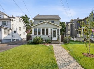 32 E Colfax Ave, Roselle Park, NJ 07204