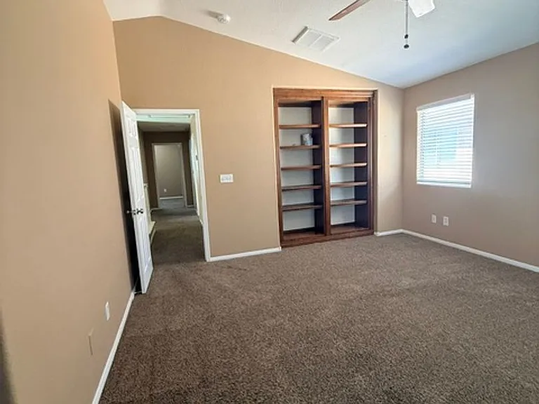 5172 Dillingham Dr — Photo 3