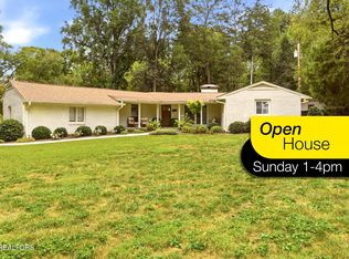 5715 Crestwood Dr, Knoxville, TN 37914
