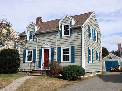 19 Vokes Ter, Lynnfield, MA, 01940